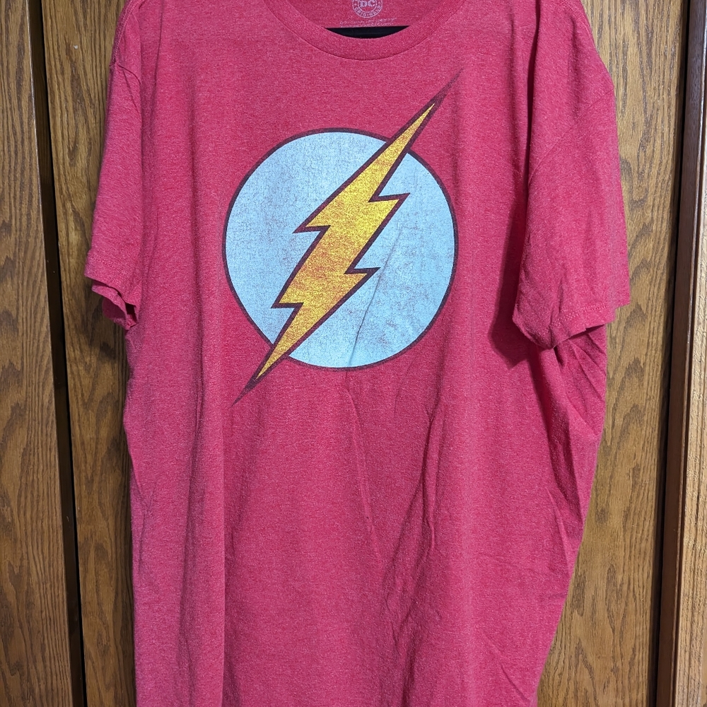 Gently worn Flash graphic t-shirt